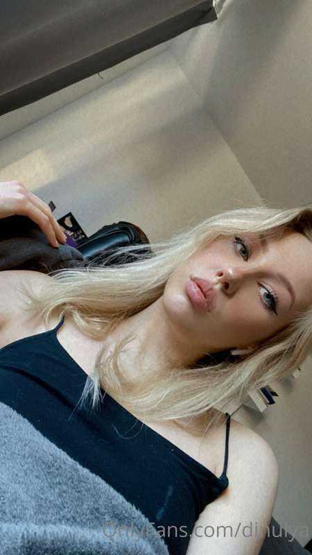 Dinulya - Onlyfans - 17 Mar, 2022