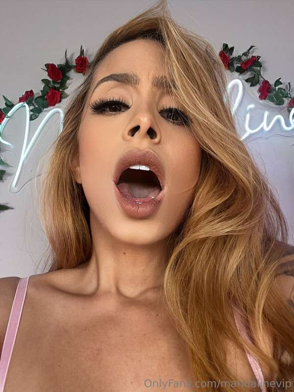 I call this my CUM CATCHING FACE 😏👅💦💦💦