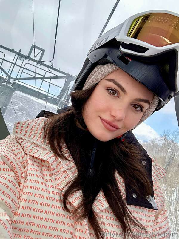 Been a while since I’ve been skiing. Can’t say I’m very good..