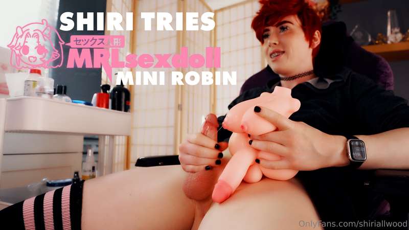 🥵 ***BRAND NEW VIDEO*** 🥵  **Shiri tries MRLsexdoll Mini Rob..