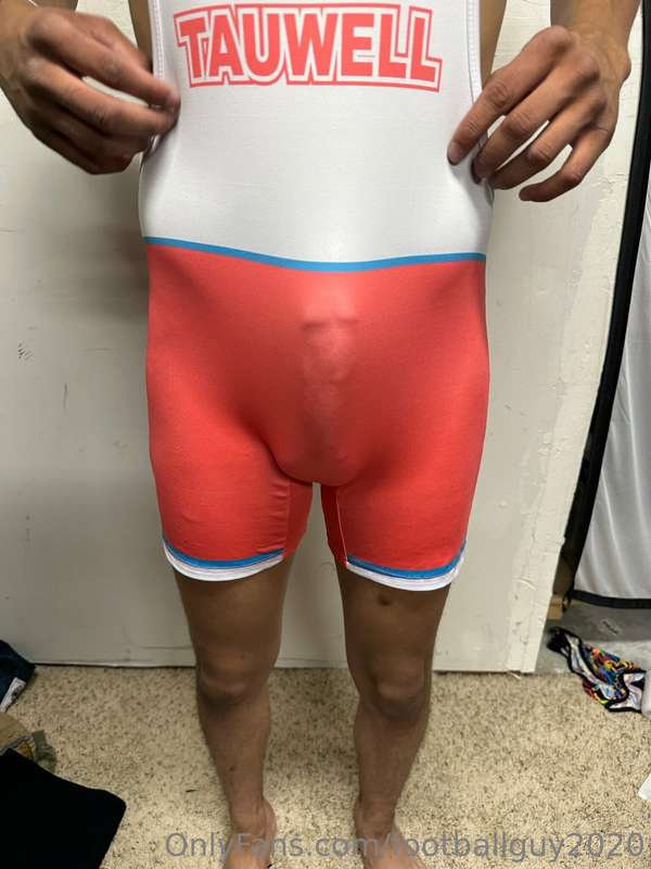 A NEW private - showing off a singlet!! 8