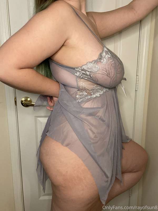 wanna see this off of me?😉 message me😍