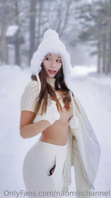 Outdoor Photos that appeared in the trip video✈️☃️🔞
旅行動画に登場し.. 7