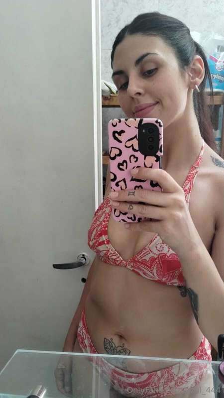 Let's go to the beach love 😘.