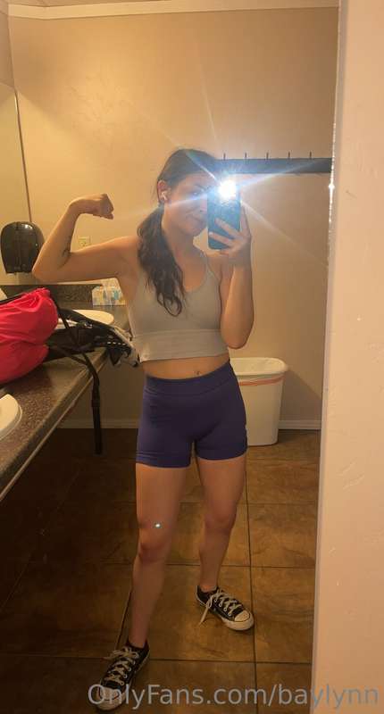 A certifiable MUSCLE mahmey moment 🤷🏻‍♀️ 1