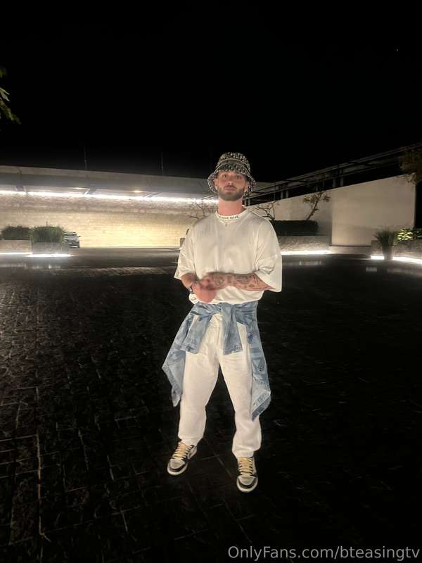 Do I rock this fit or what😏
