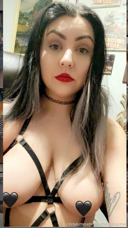 ?? CUM SEE WHAT MY FRIENDS HAVE TO OFFER YOU ??

?onlyfans.c.. 4