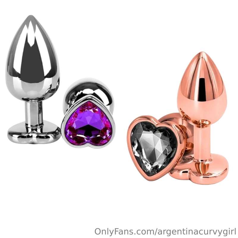 bb I want to buy an anal plug!! 🥰Can you imagine them in my ..