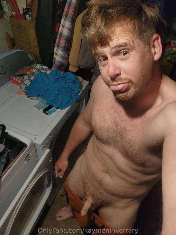 Mornings are nice. Even with laundry.