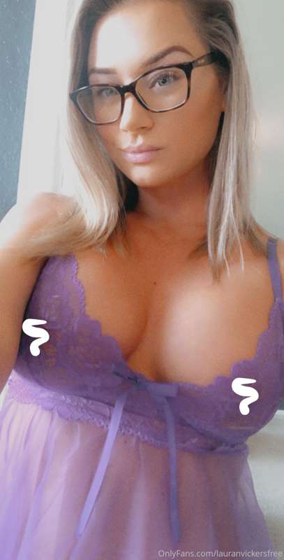 Goodnight! 😘 Check your DMs for a surprise! I am just full o..
