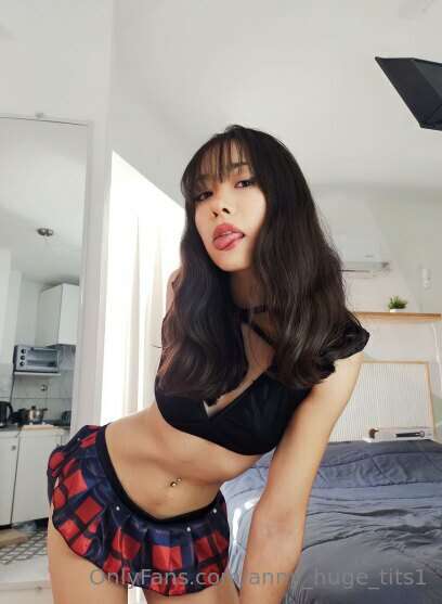 ## @aniaross_free My fav fetishes are blowjob & masturbation..