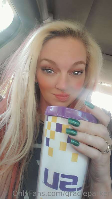 The cooler weather we have today has me feeling all kind of ..