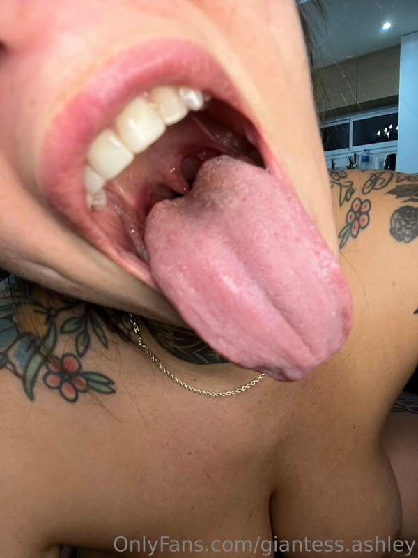 With these huge tits can I crush you or do you prefer that I.. 2