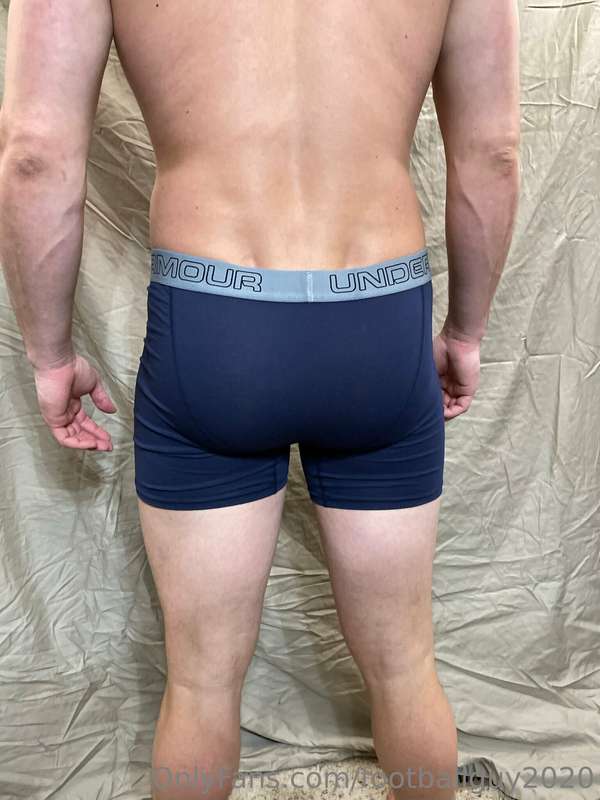 Hot sexy muscular soldier!