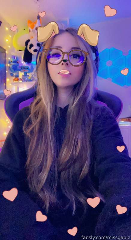Missgabiz - Fansly - 08 Jan, 2022