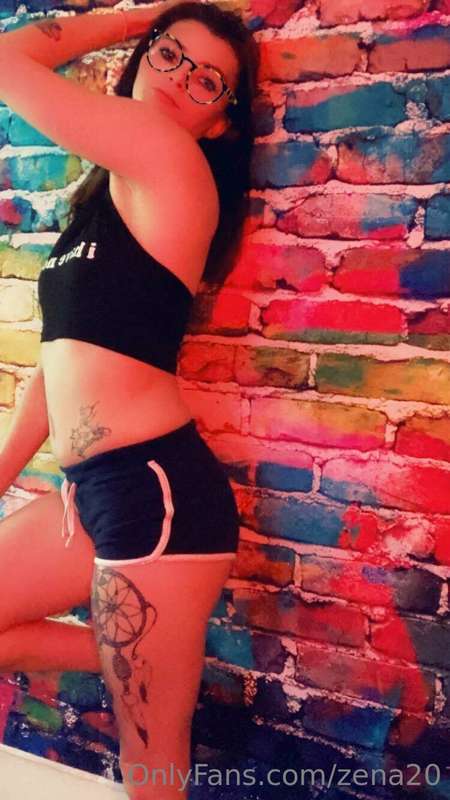 Zena20 - Onlyfans - 18 Apr, 2023