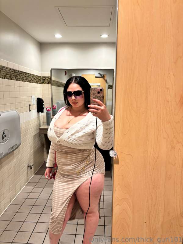 Keep swiping I was looking good but nobody wanted to fuck me..