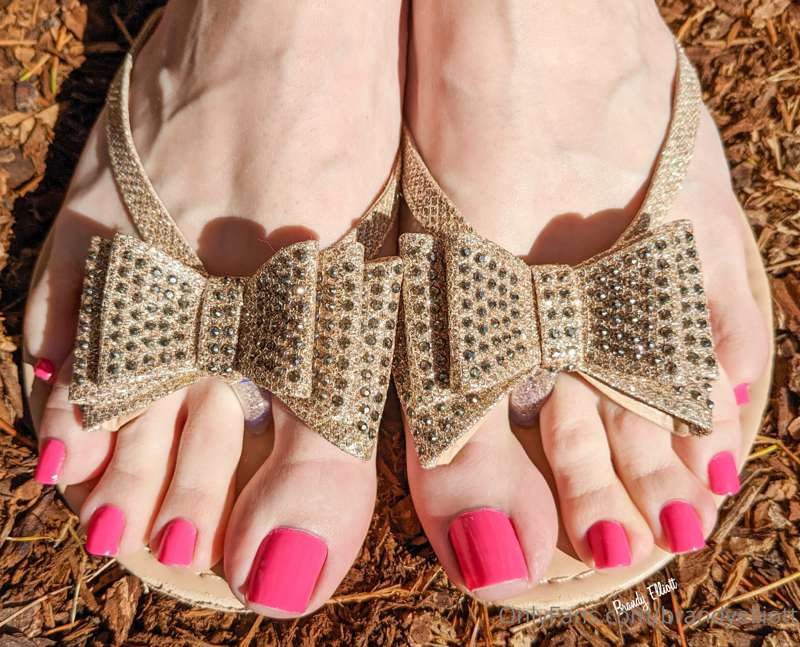🌸🌸🌸 Extra Toesday pic 😘