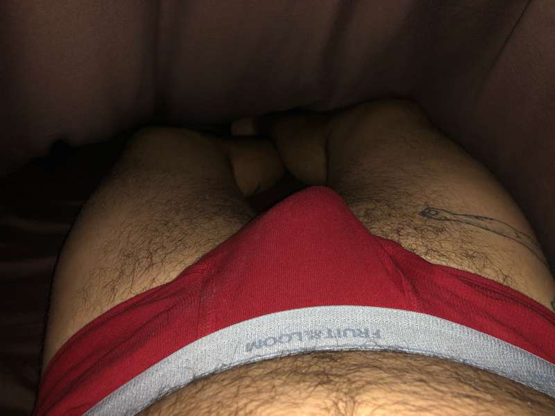 horny in red and i need a hand...