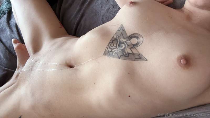 Frieren found the spell to make you bigger but now you’re TO.. 20