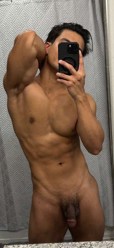 Which one would you touch 1st? 😈🍆🍑