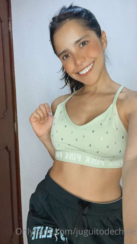 Hola chiquitos! Me extrañaroooon 🙊🙊😏? Tip y te mando algo se.. 1
