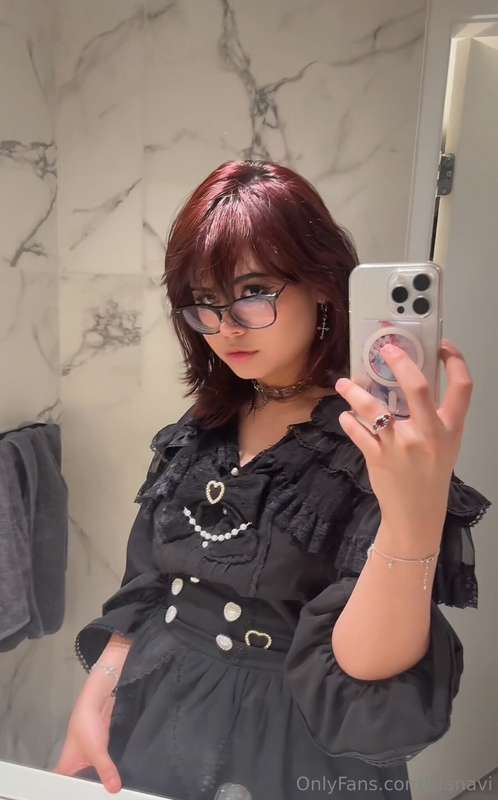 I felt really pretty in this dress ahhh I feel like such a p.. 2