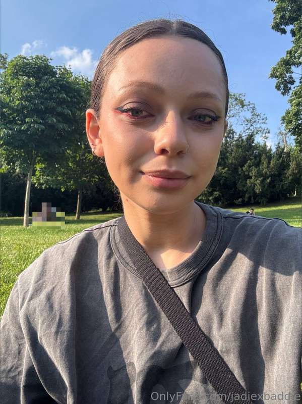 Beware: too much cuteness in the park🌳🥰