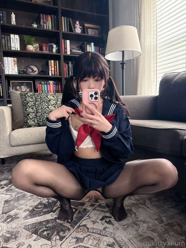 ⊱・ ♡・⊰imagine all the way you could ruin me~⊱ ──────────────.. 6
