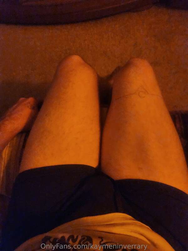 Morning thighs
