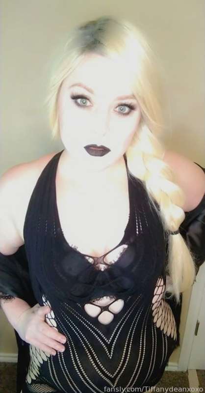 Tiffanydeanxoxo - Fansly - 17 Jun, 2022 19