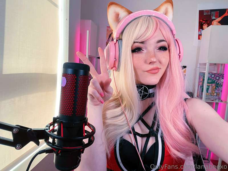 Send me tippies because im a good e-dog!! Fill this bar up b.. 14