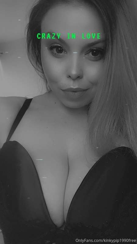 Saturday vibes! Don’t forget the poll! Ending soon! 💦💦