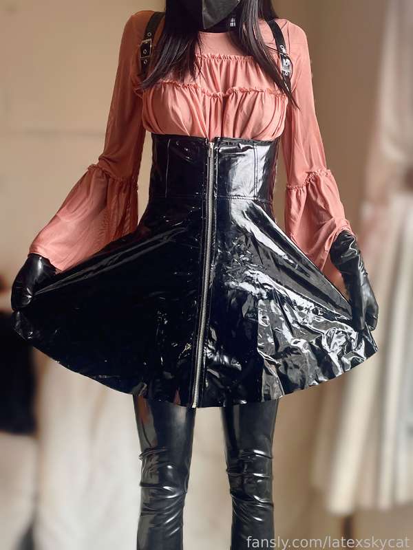 Latexskycat - Fansly - 29 May, 2025 2