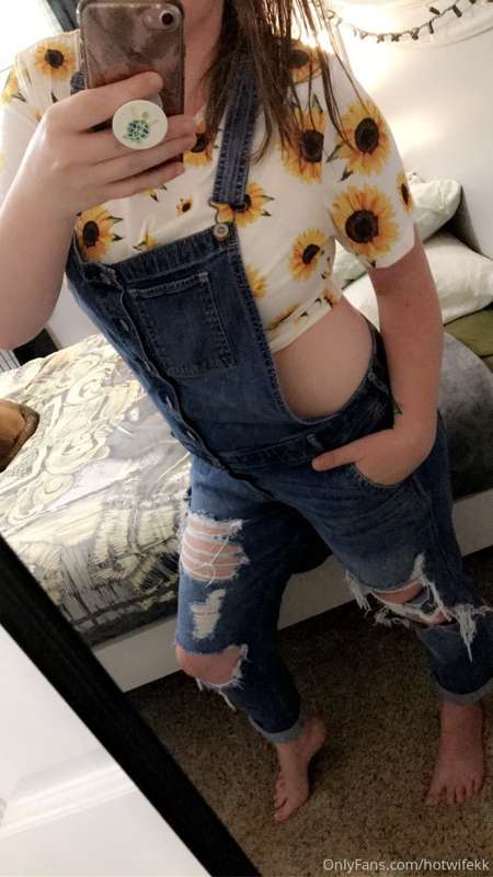 I love wearing overalls with no panties!