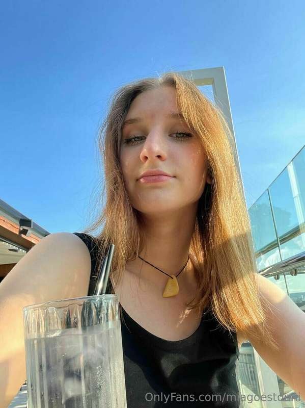 ☀️ The weather is very hot today, and I am incredibly hot to..