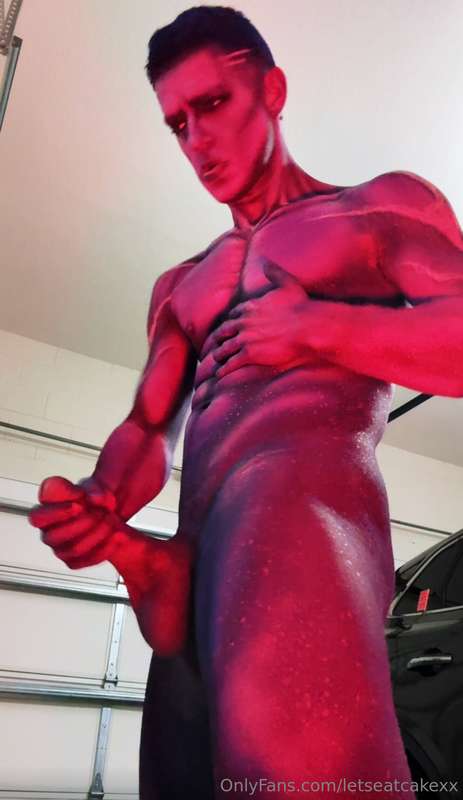 PAINT THE TOWN REDFREE VIP EXCLUSIVEI just sent all my VIP M.. 6