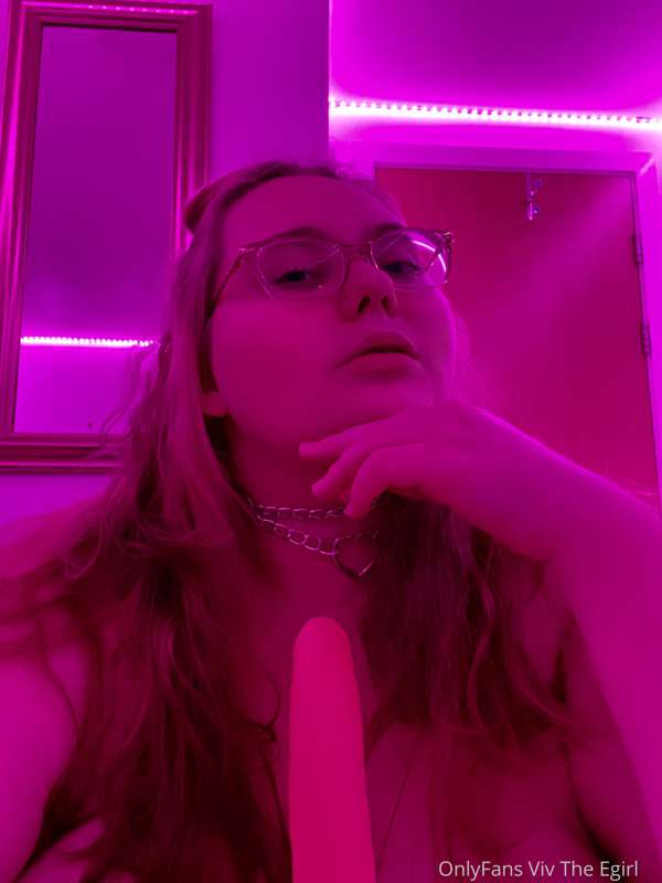🤤😩 if only it’s was a reallll cock🥺😩
