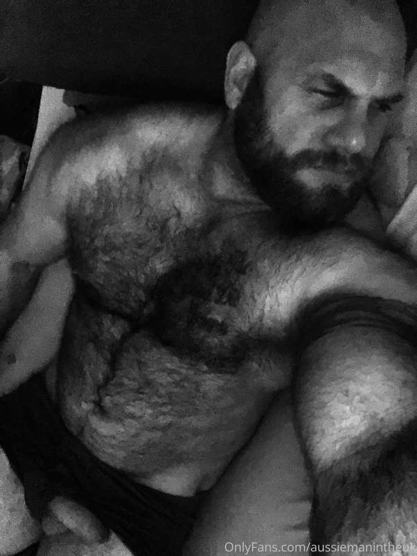Come lay next to daddy 💪