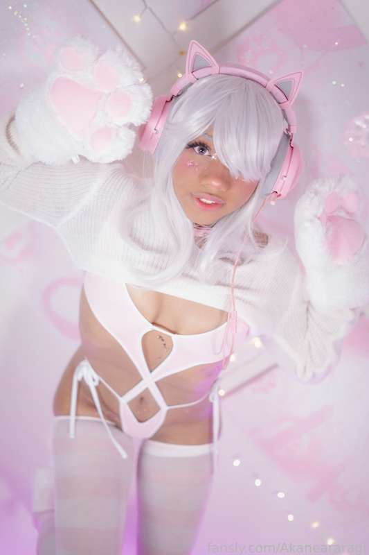 Akaneararagi - Fansly - 2025-02-19T13:46:03
