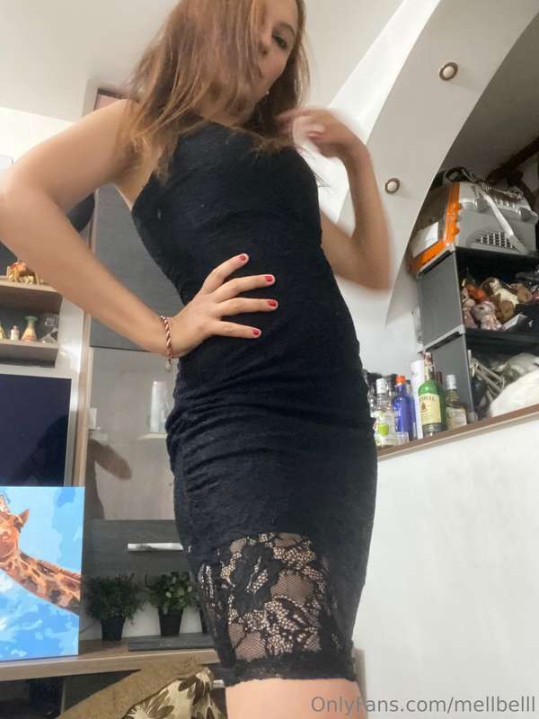 Mellbelll - Onlyfans - 2025-07-11T15:00:41
