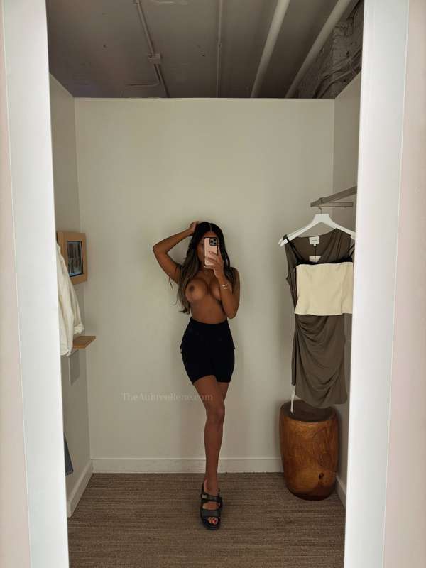 Dressing room chronicles, swipe for the surprise. What would.. 2