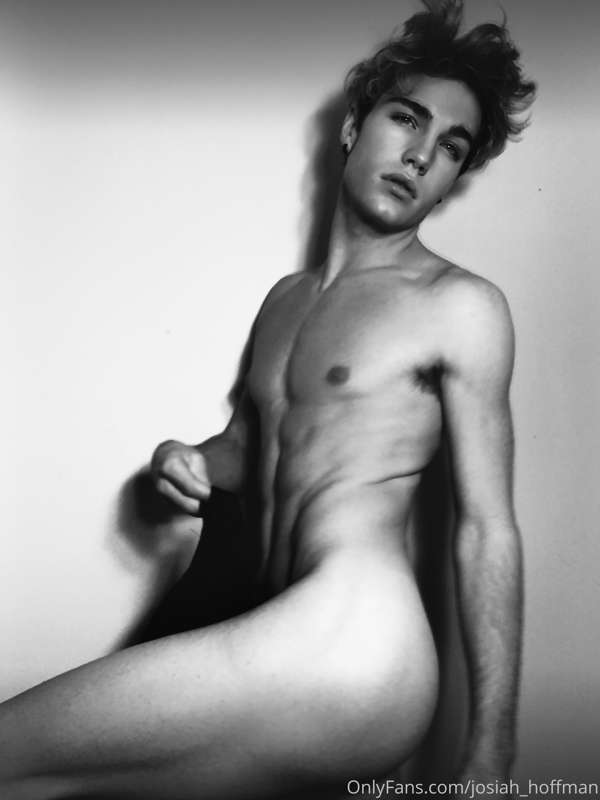 Want to see more? Ask for exclusive custom-made photos and v..