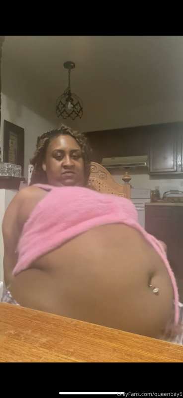 I look best in pink with my fat ass body reminds me of a pig..