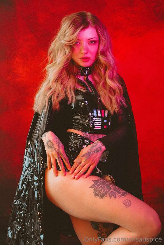 Oh yeah there’s an alternate set to this theme too🤭❤️ 4