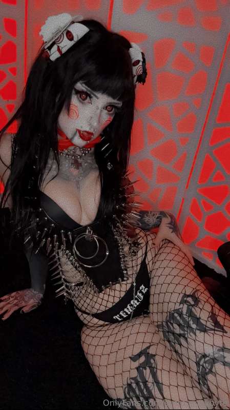 Emmamaybyte - Onlyfans - 31 Oct, 2024 4