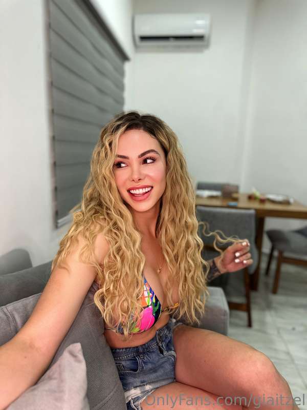 Giaitzel - Onlyfans - 16 Aug, 2023