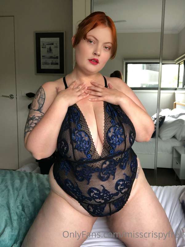 My first naughty livestream is happening on @misscrispy this..