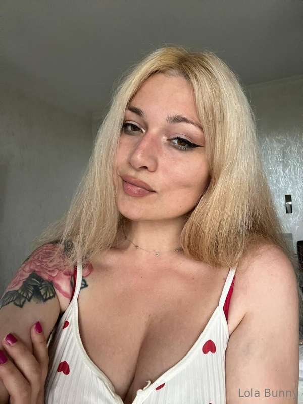 💋 Hey babe… If you’re craving a sweet wifey who’ll make you ..