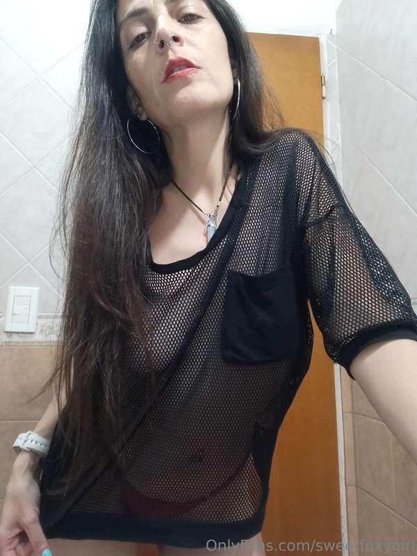 🔥It's a very hot night here🔥